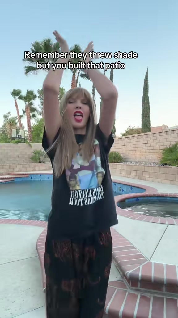 @Just Blondie