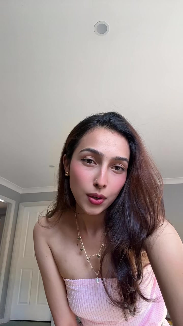 @Laxmii