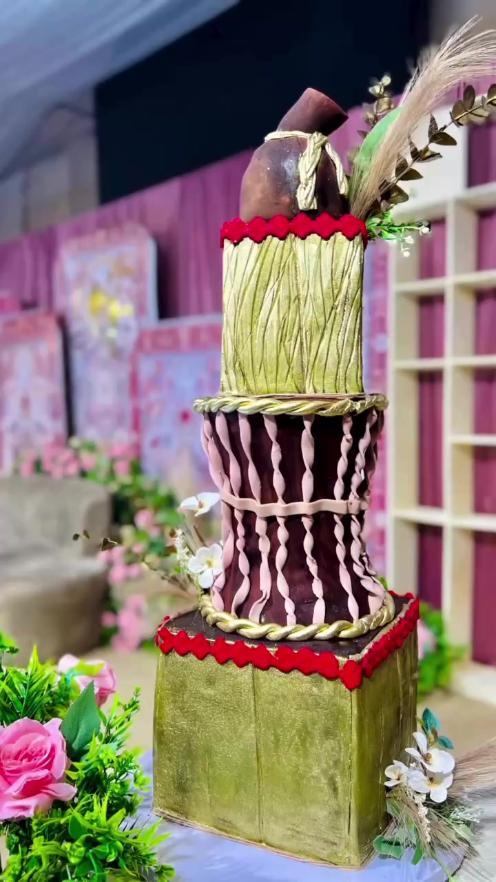 @mbs_cakes_pastries