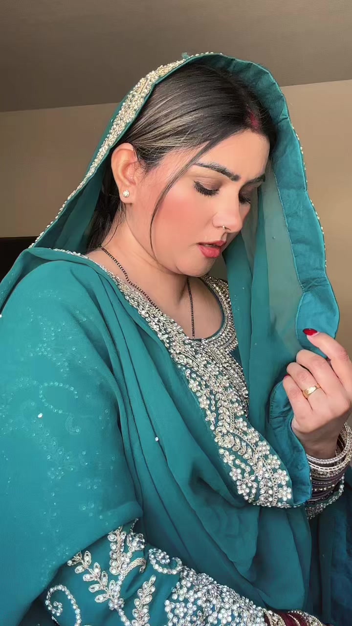 @Pam Dhillon 😻