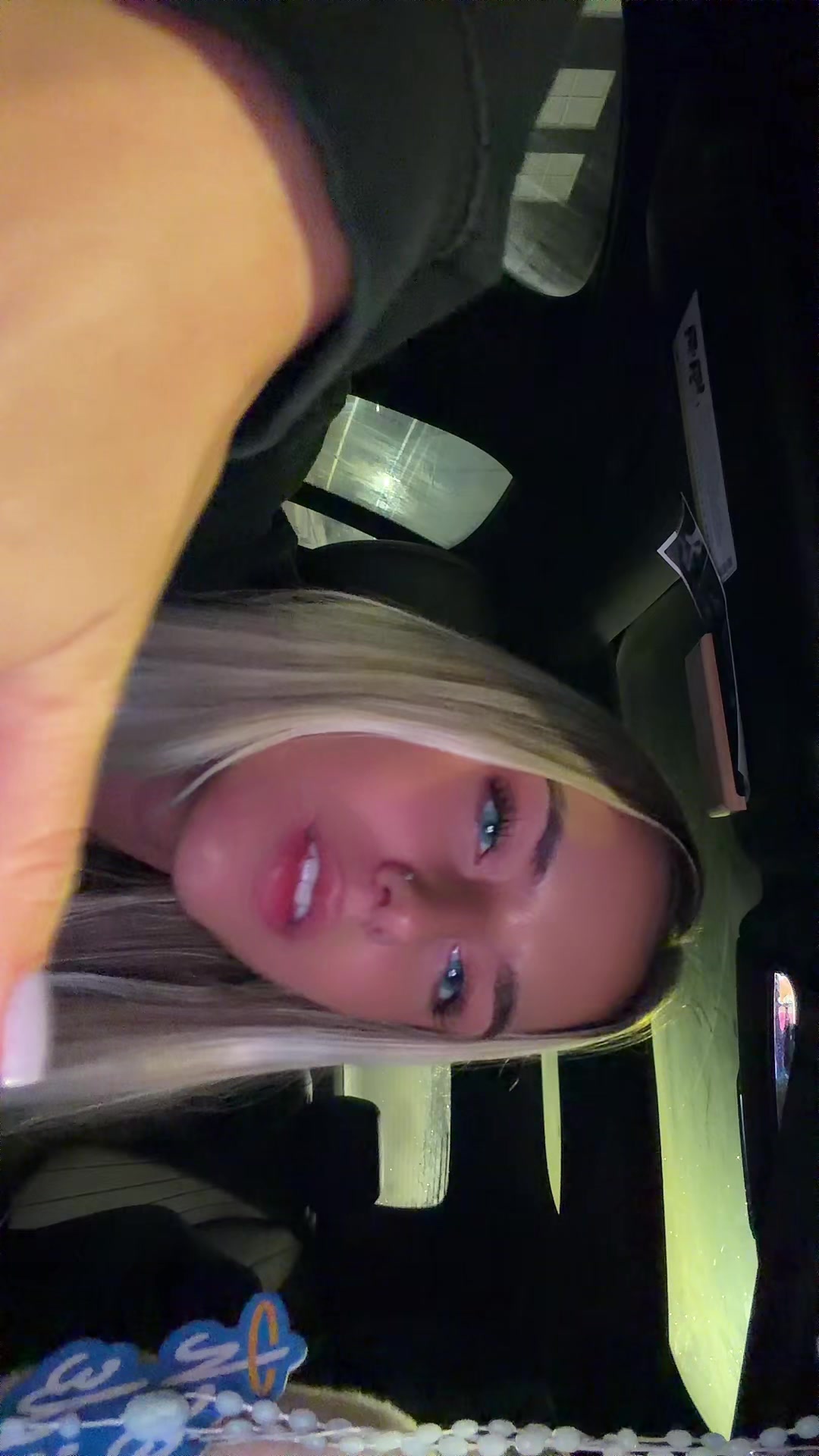 @ангелина🐆