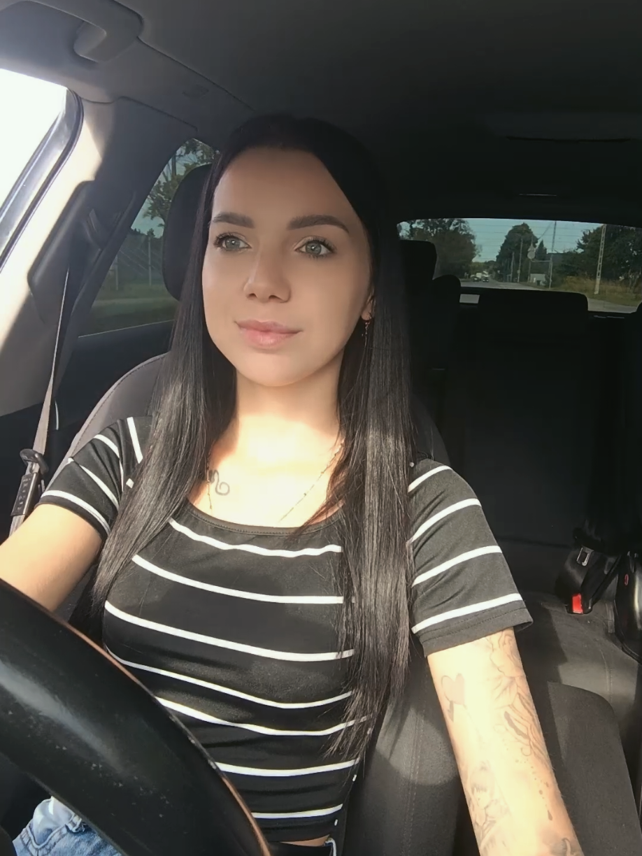 @czarneniebo___
