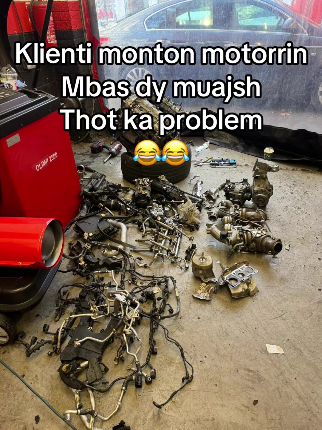 @£M✌️