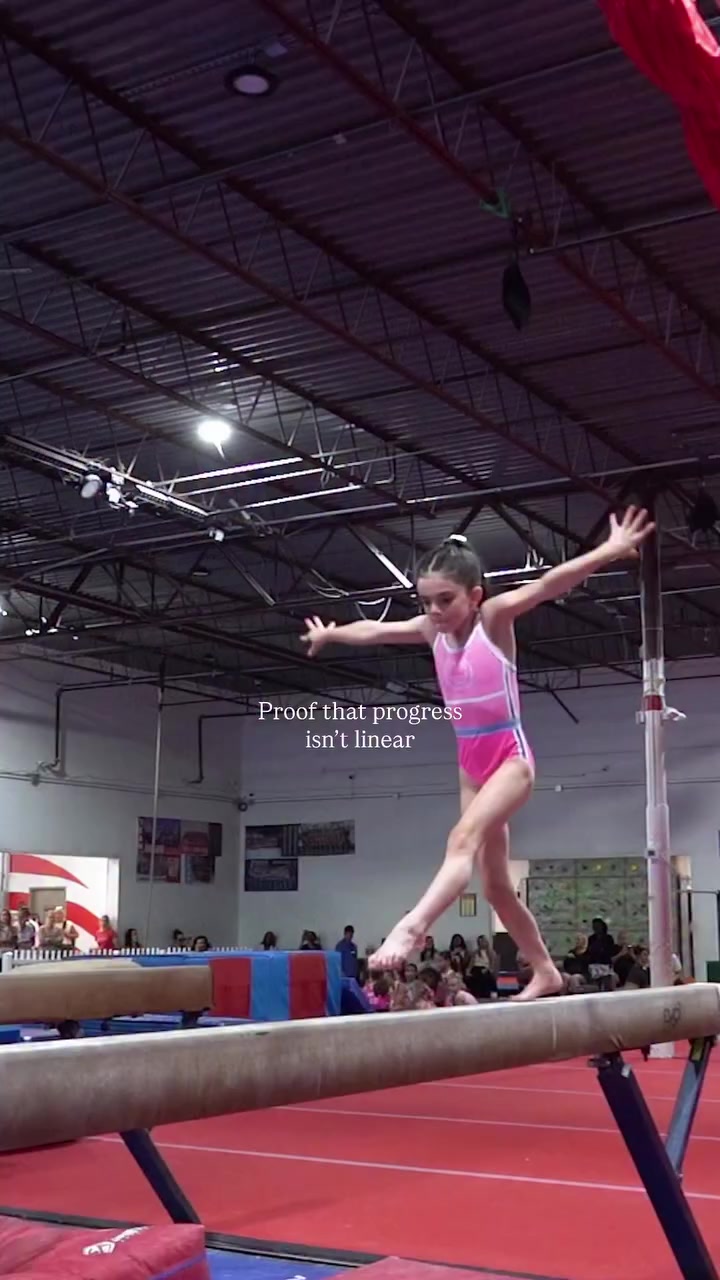 @mini_gymnast_skylar