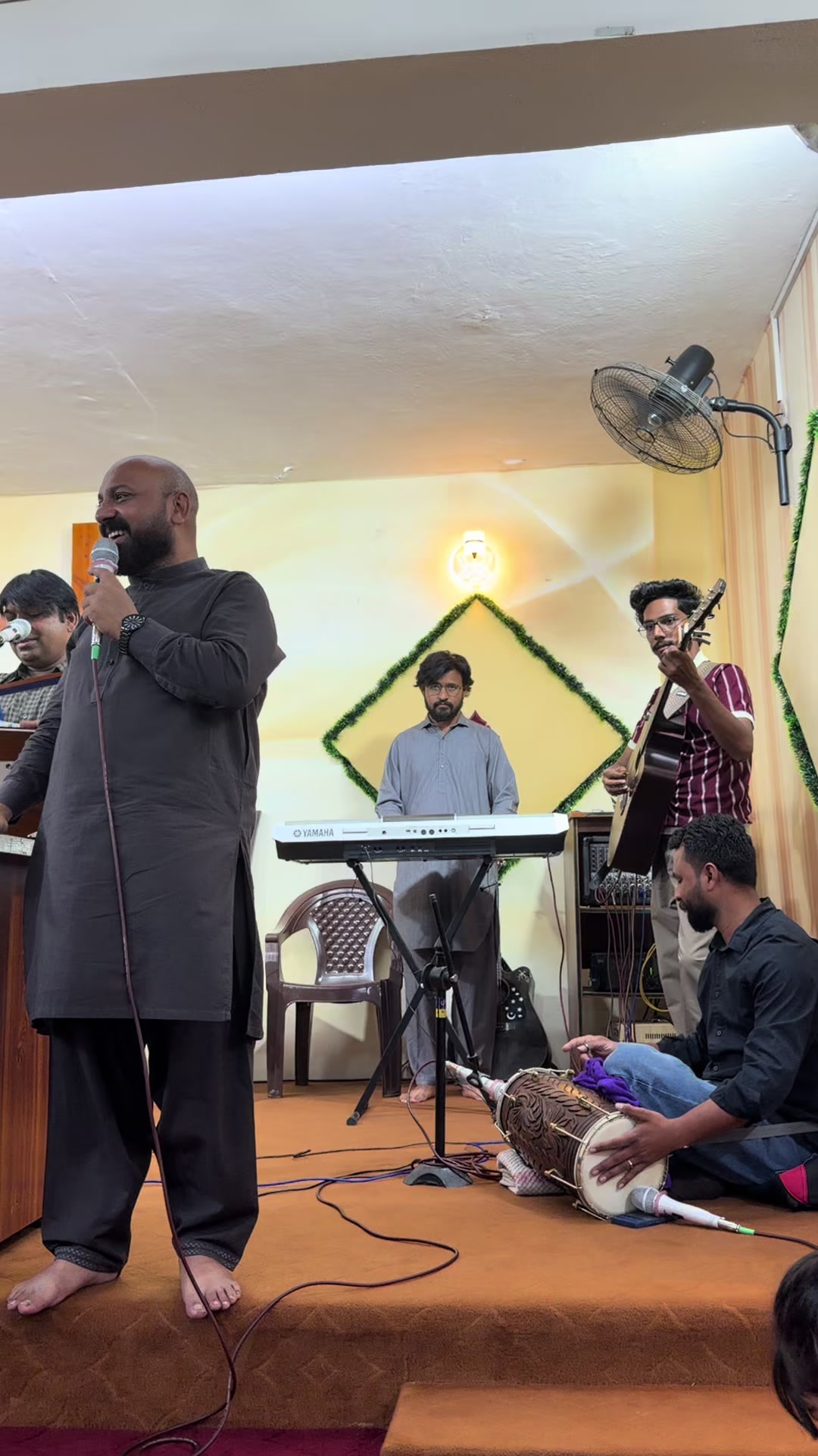 @Amir Niaz live beats