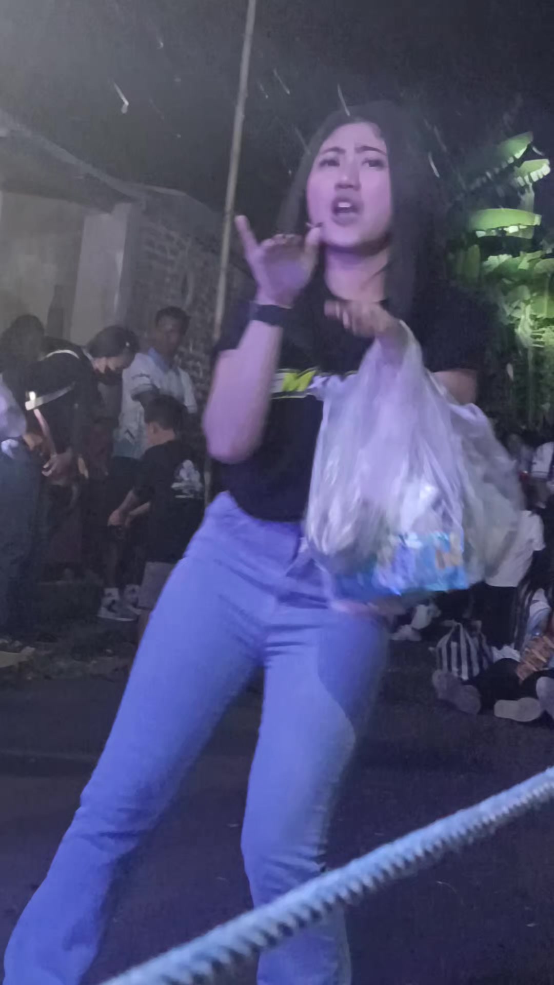 @Wulan rista 🌷