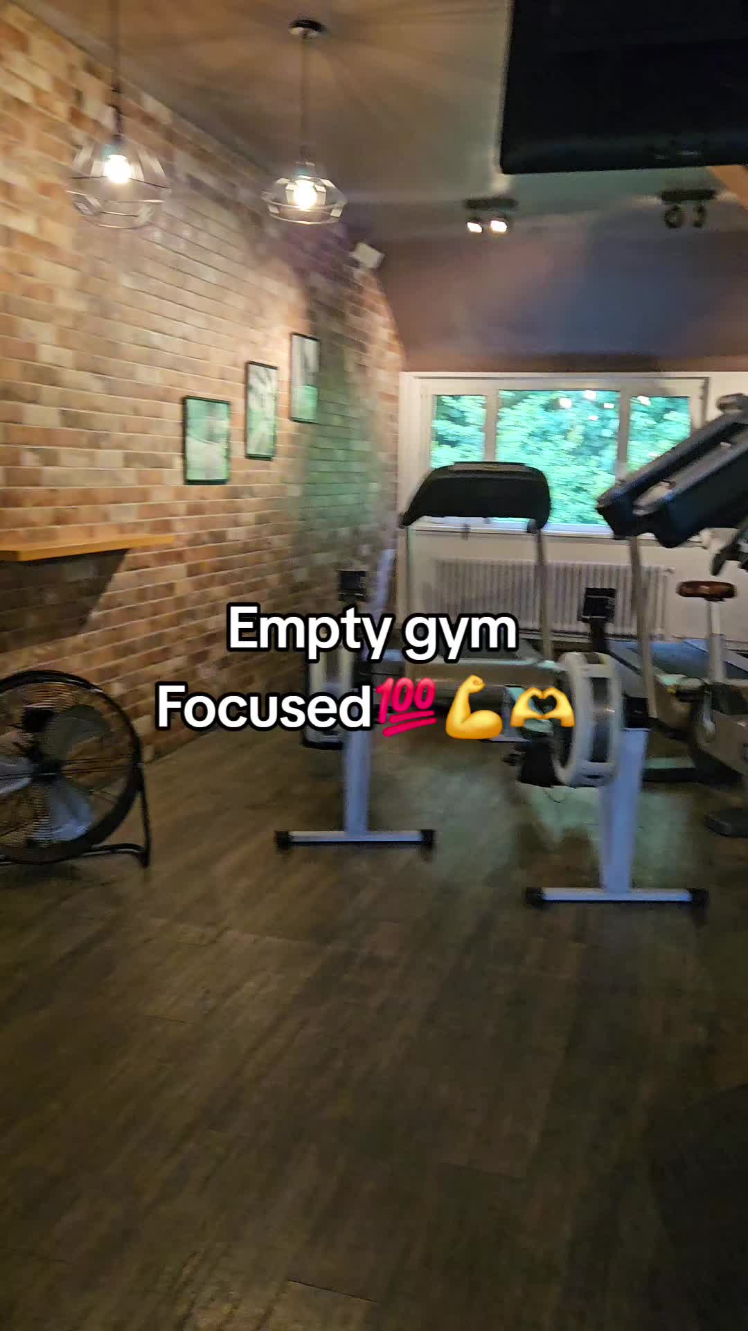 @🐝💪Kati Barbella