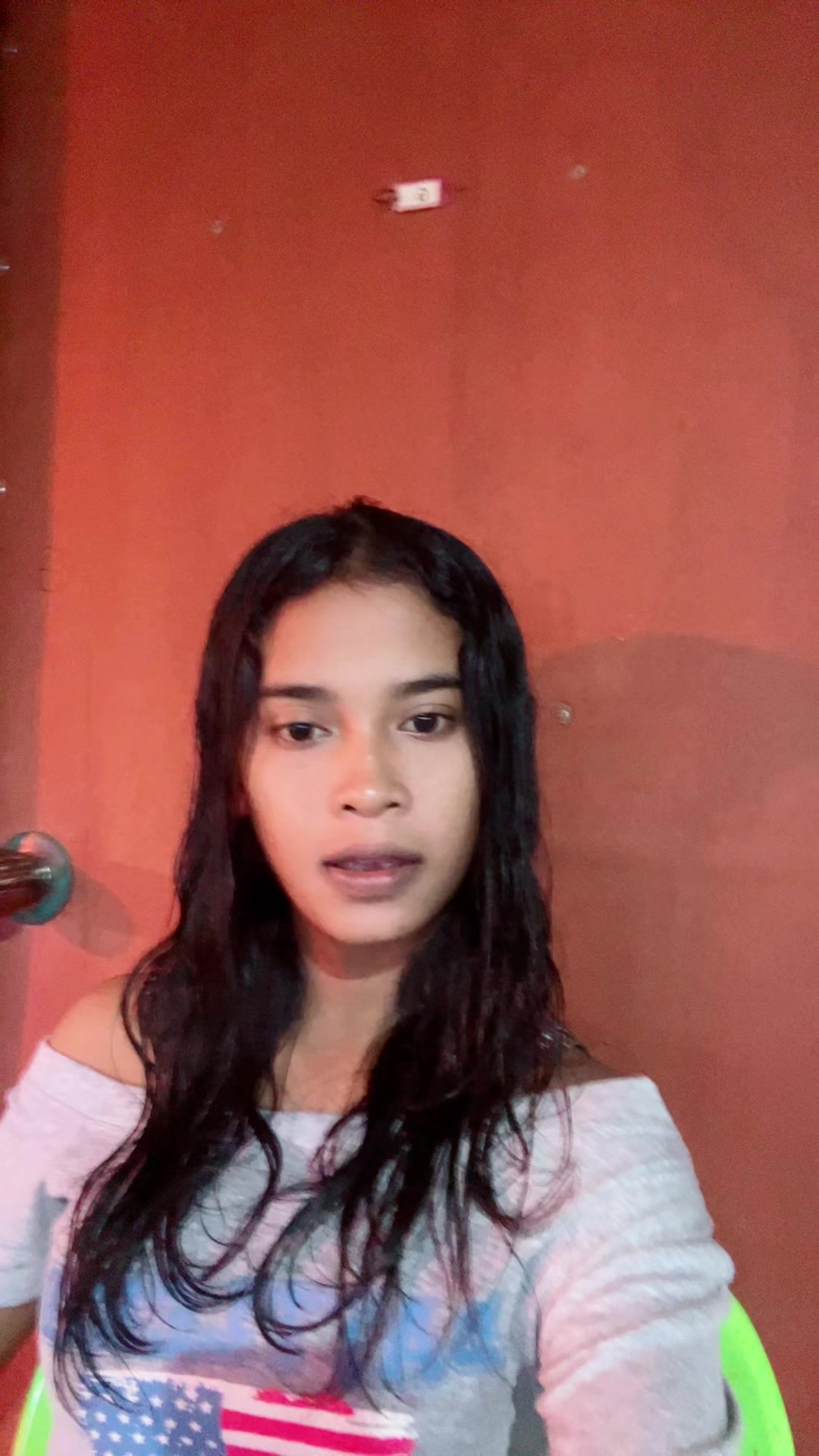 @សេត ស្រីនីត