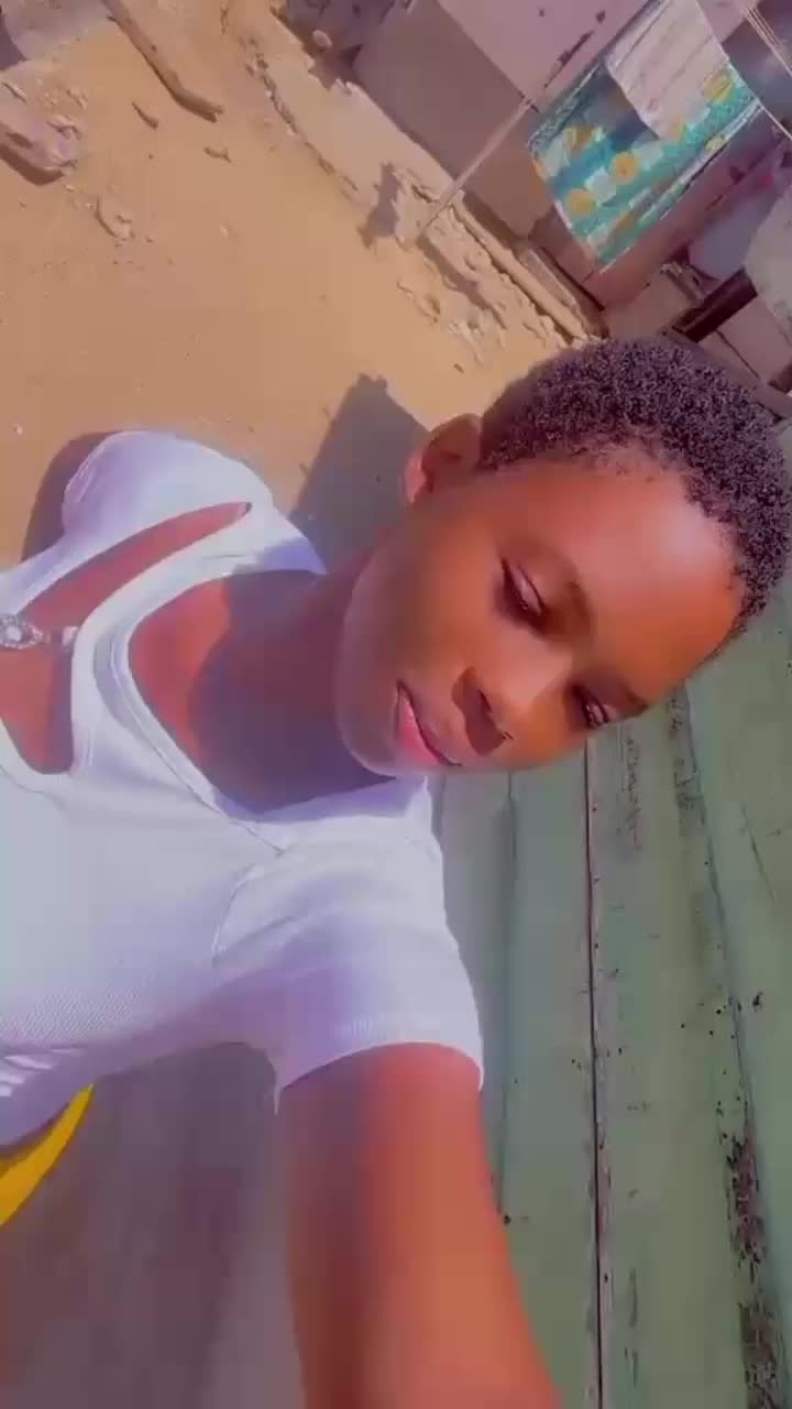 @𝗟⃪𝗘⃪𝗧⃪𝗜⃪𝗖⃪𝗜⃪𝗔⃪ 💕😫🦋
