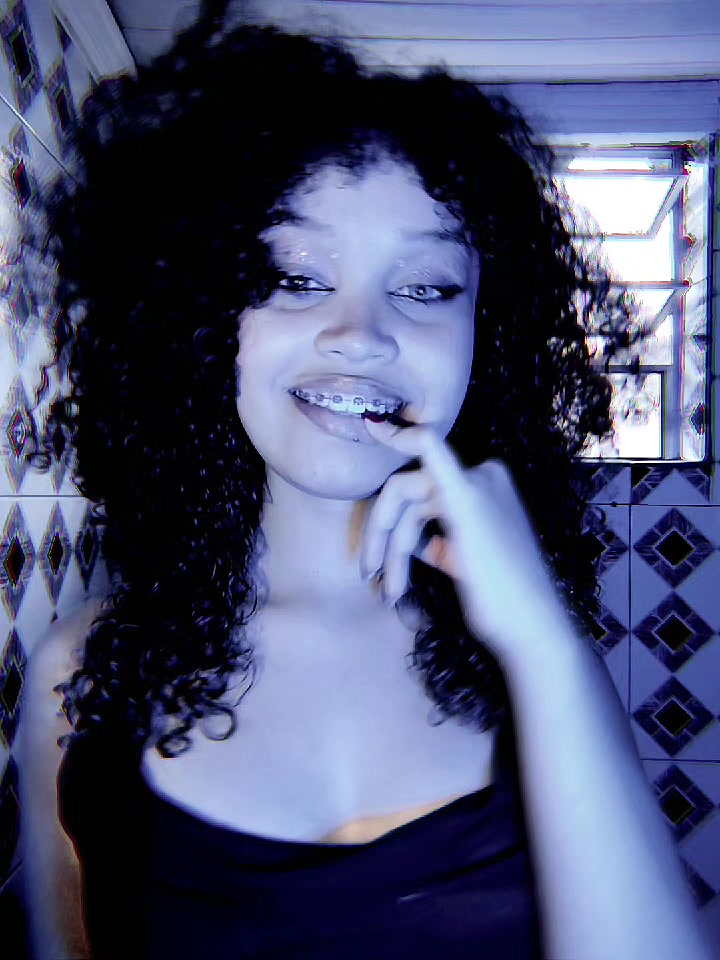 @Beatriz risada