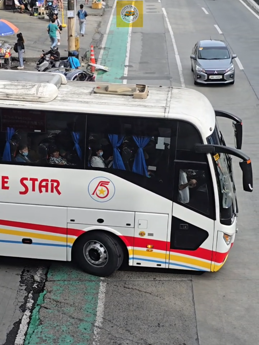 @Bus Spotter ln The Philipines
