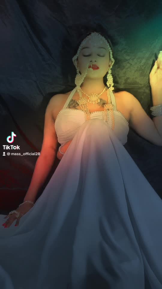 @Rathai2804