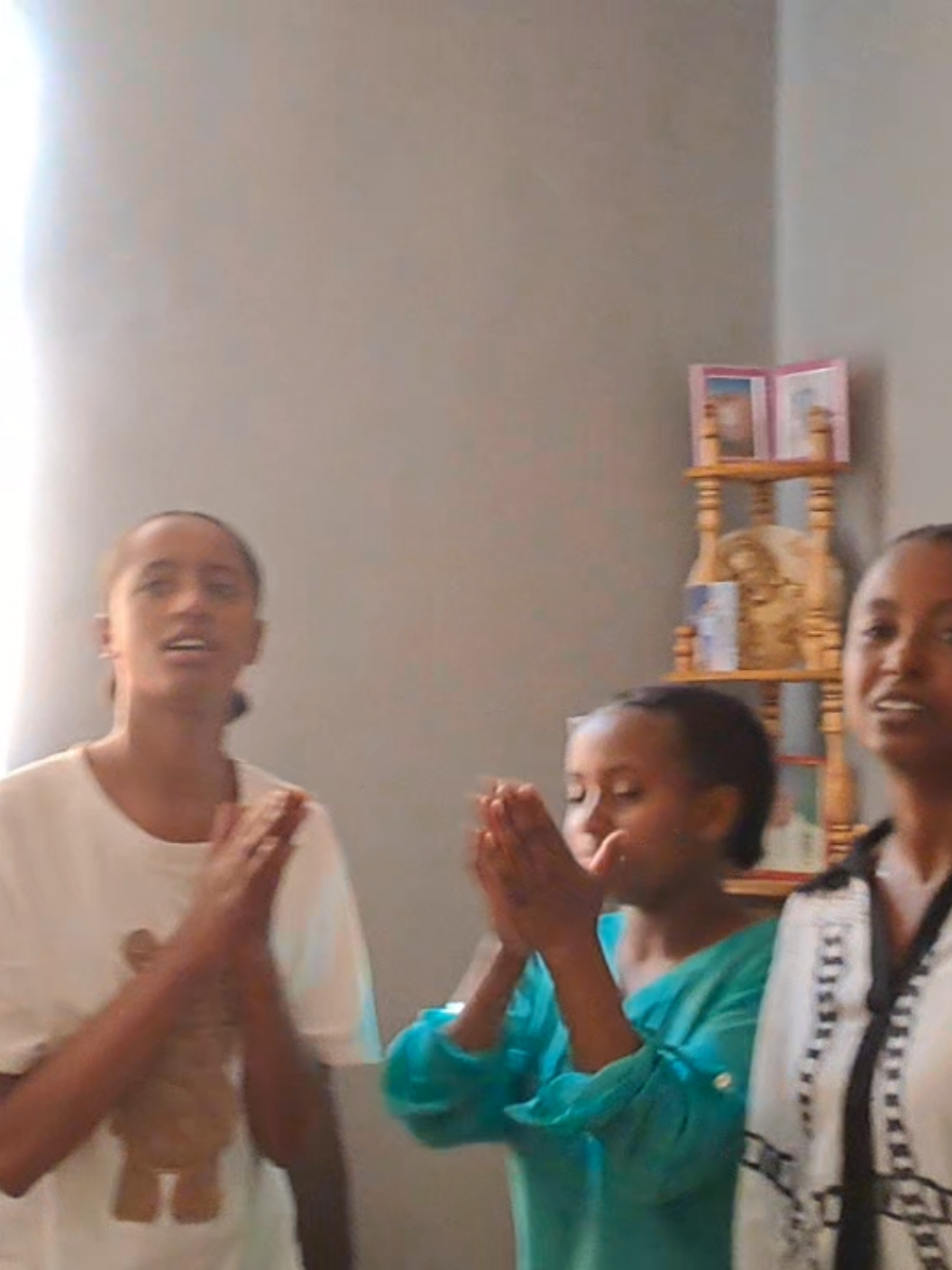 @Anoo Waaqayyotti koolu galeera