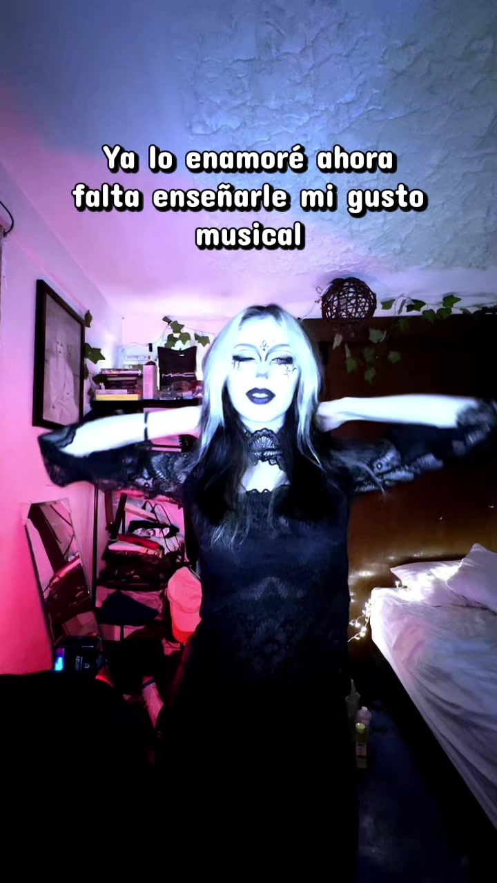 @deus_cos