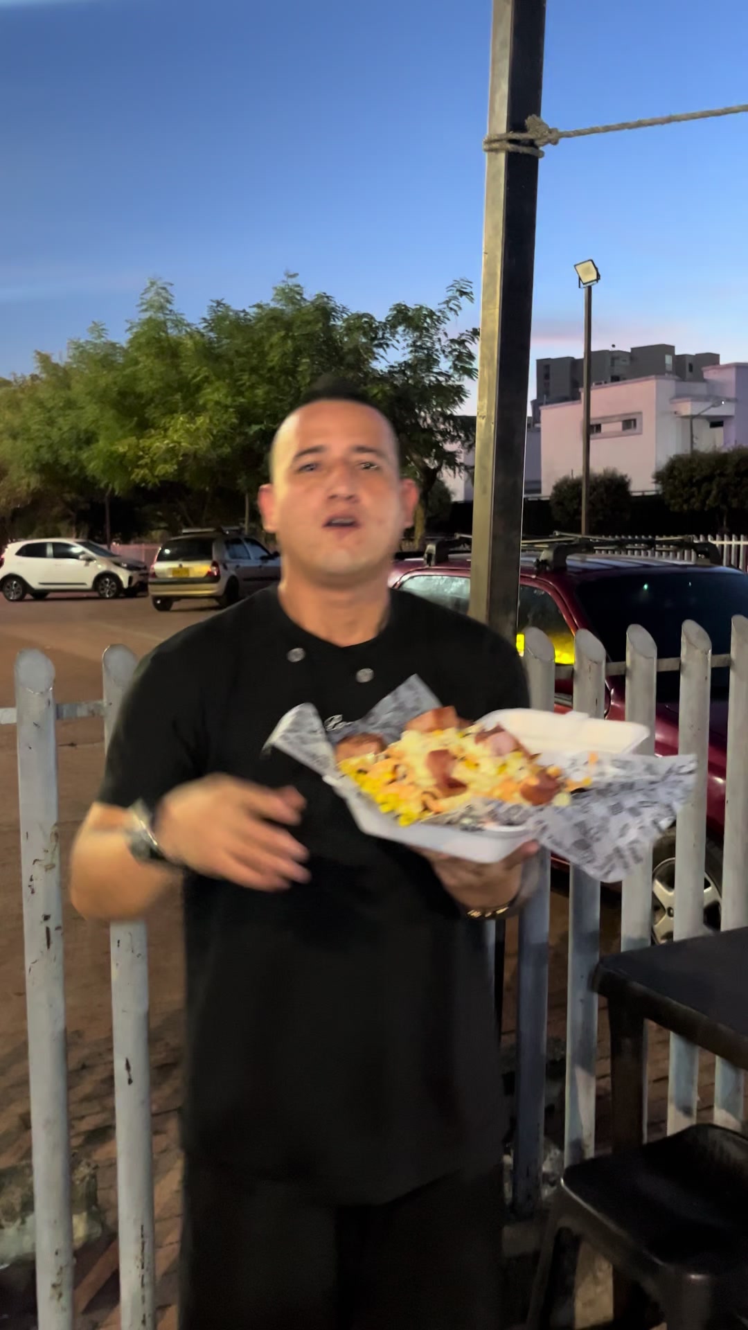 @La Rompe hueso 🦴  🍔