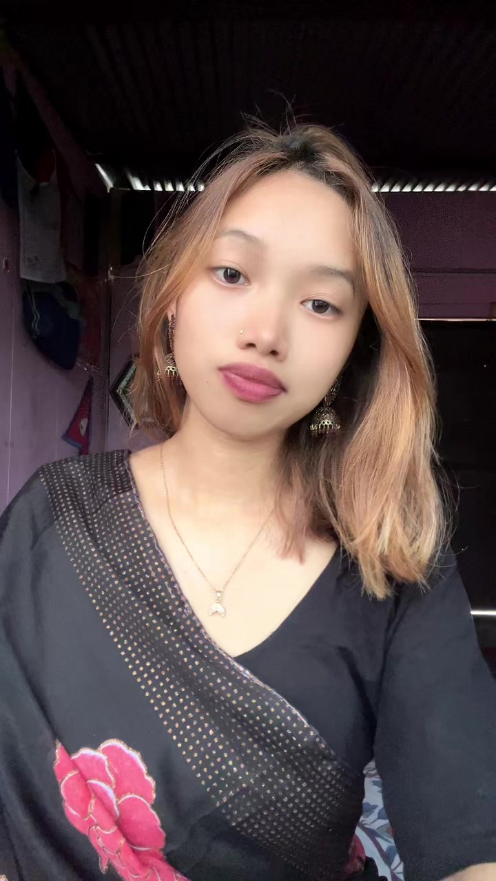 @Rozzy💞
