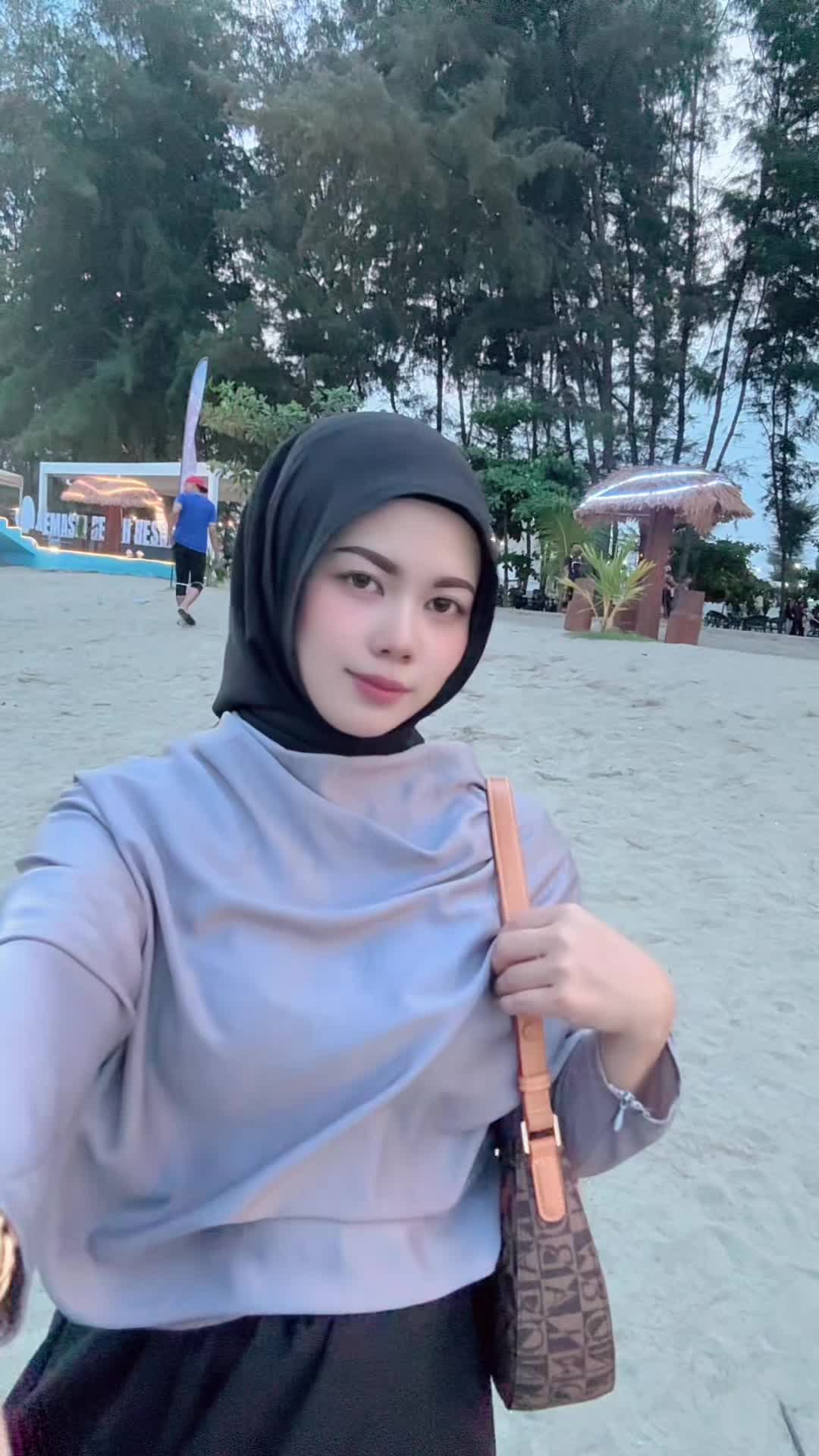 @Ciknieybeauty