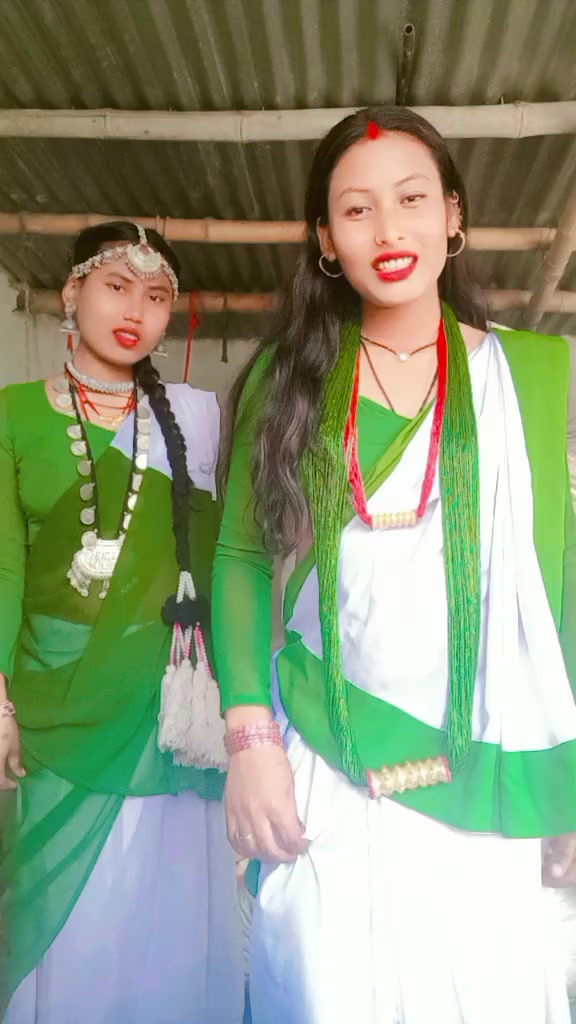 @H@W_Couple