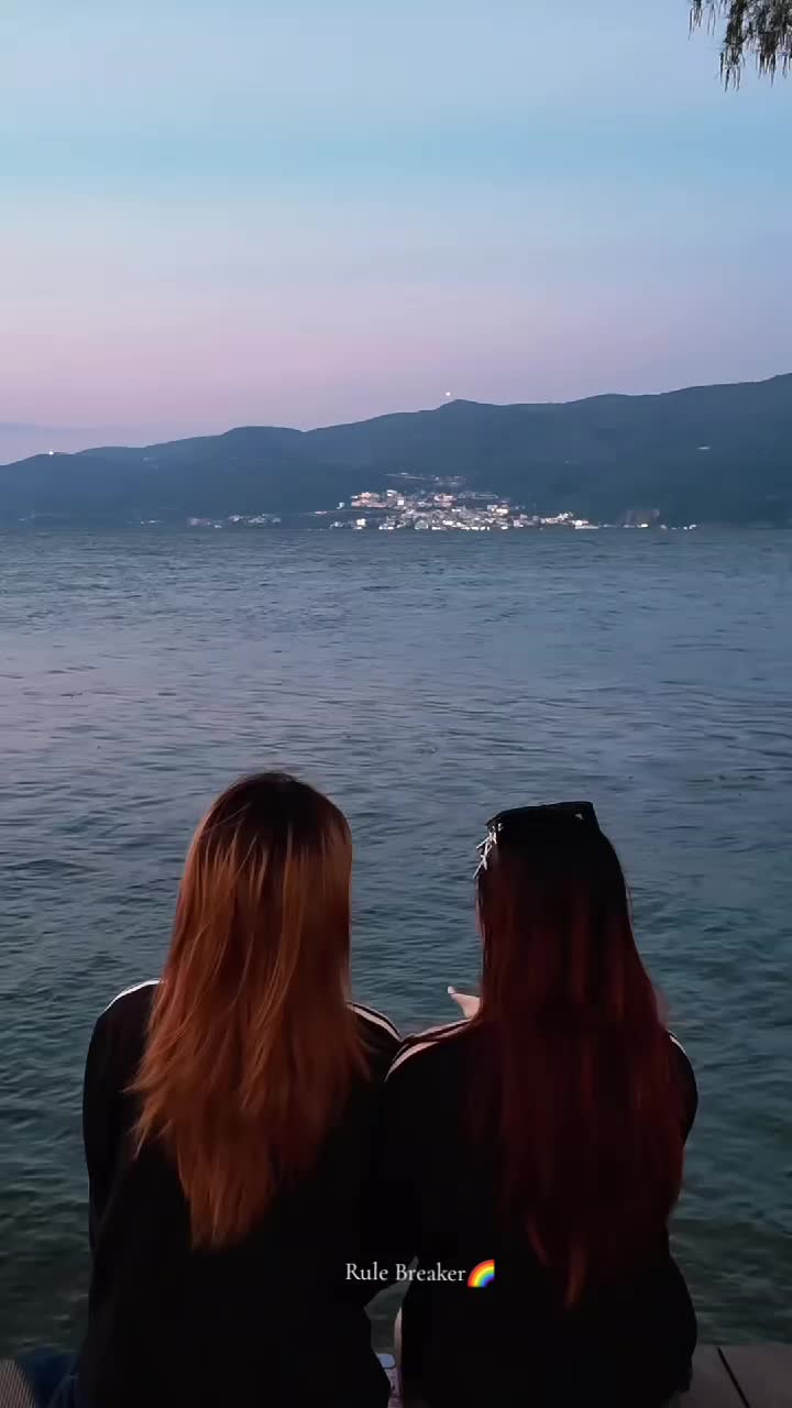 @Rule Breaker🌈