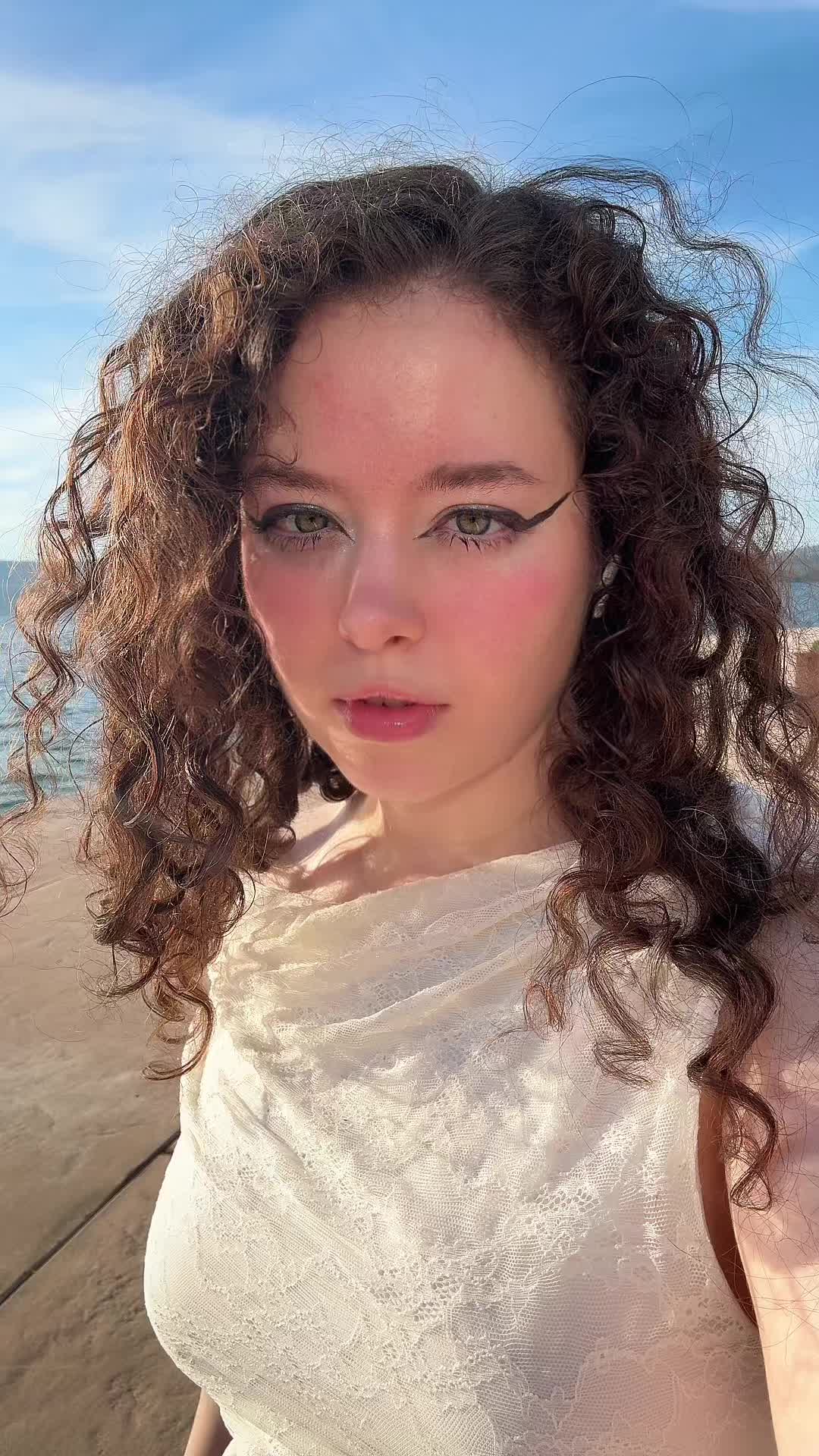 @_legendary_ann_