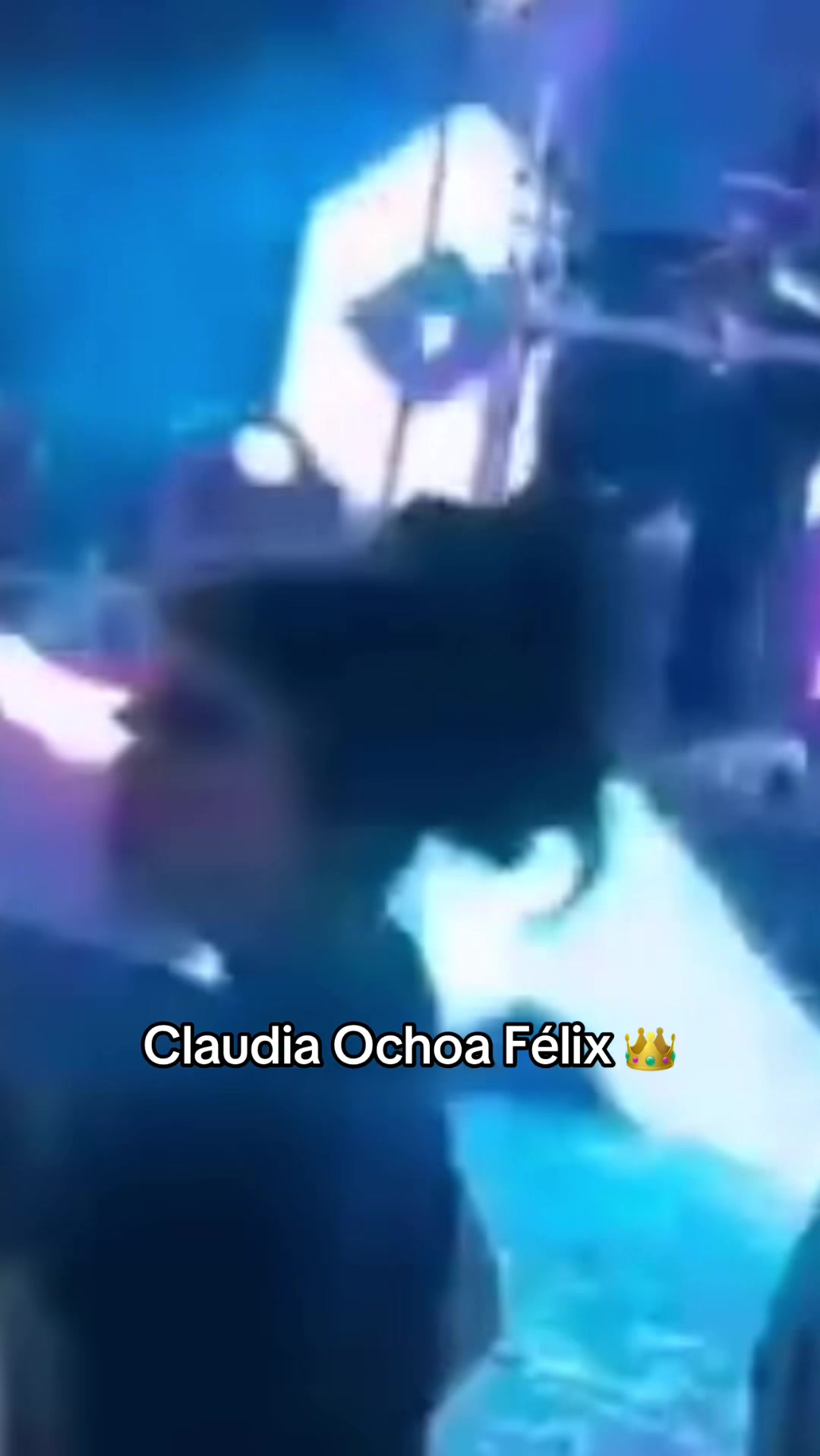 @Clau8afc