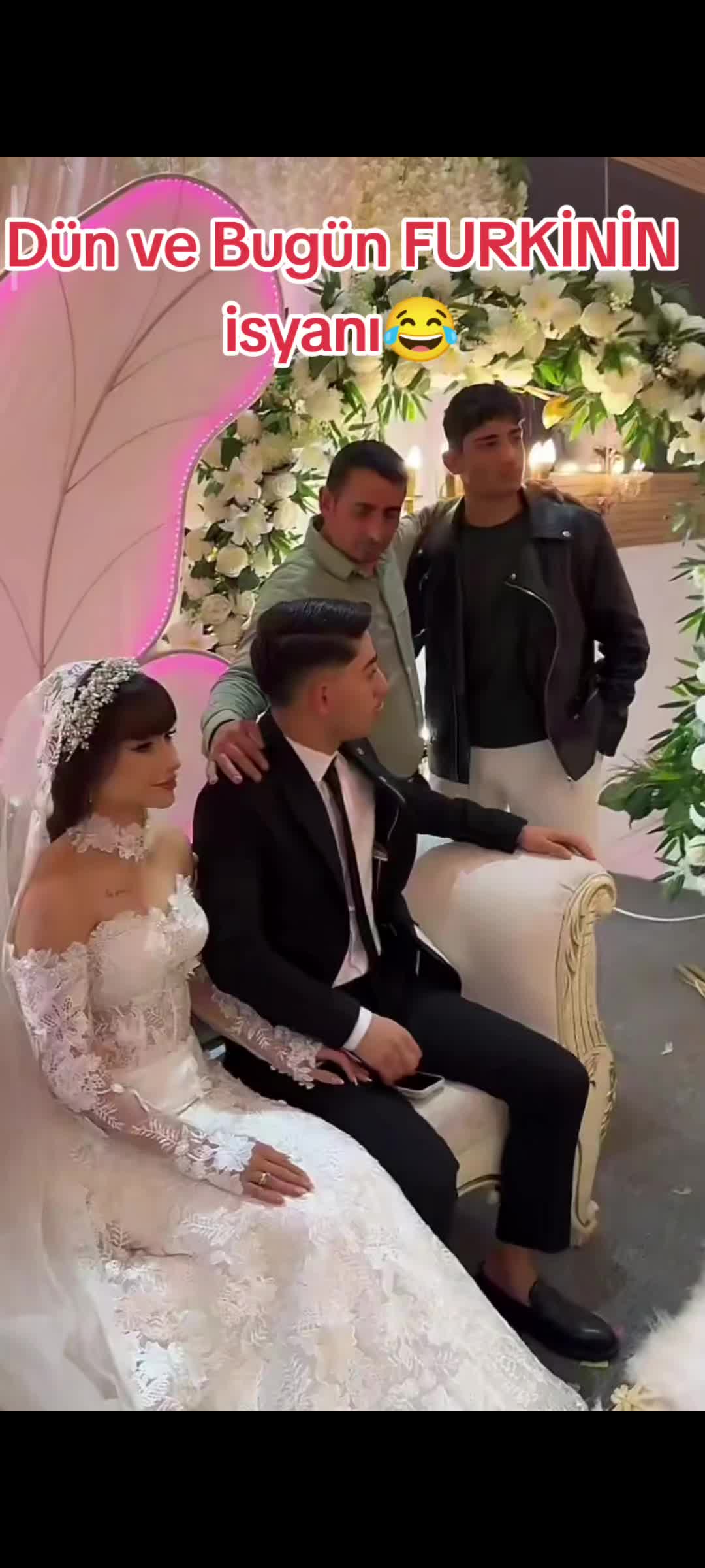 @🦂
