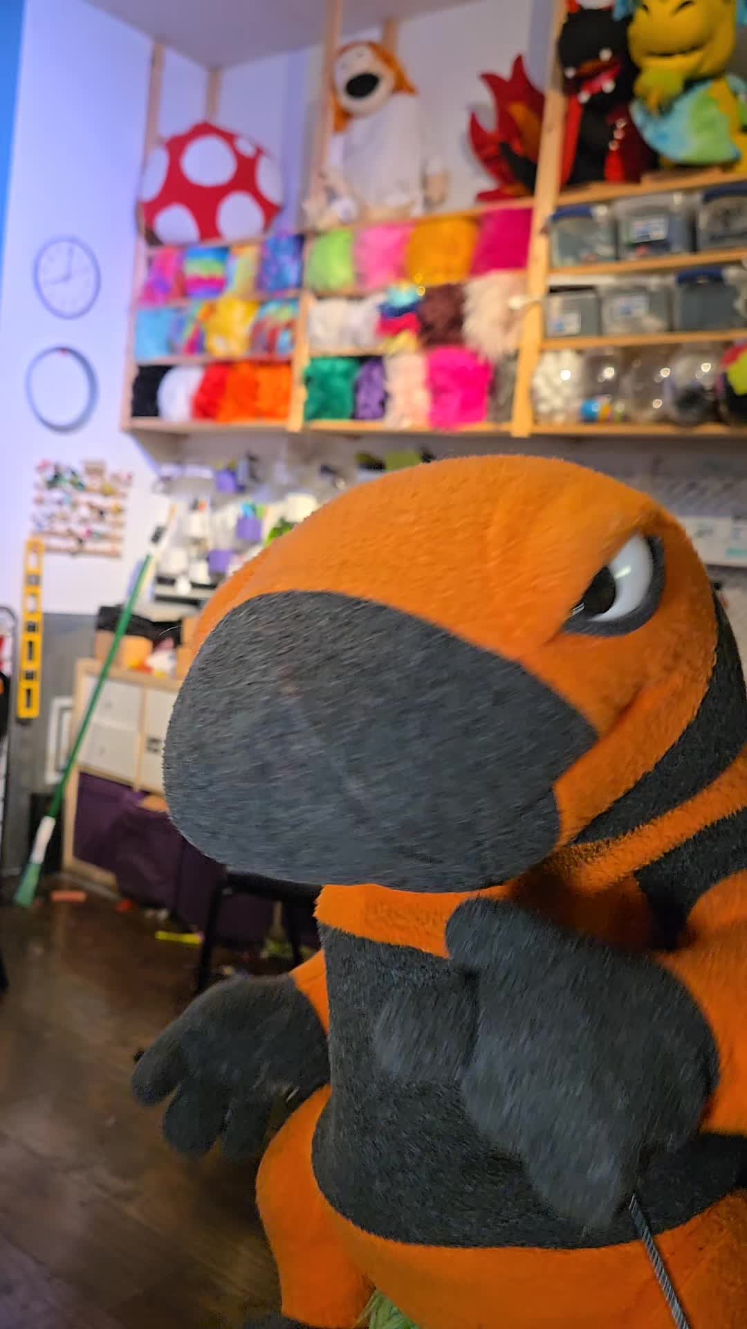 @lvpuppets