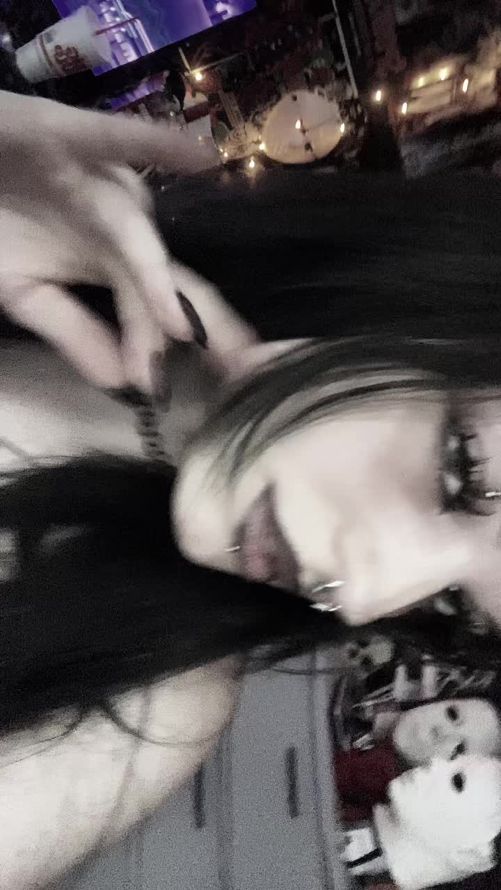 @𝔄𝔩𝔦𝔠𝔢🗝️