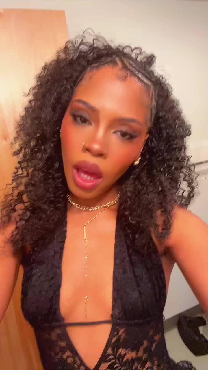 @kenya_crumley