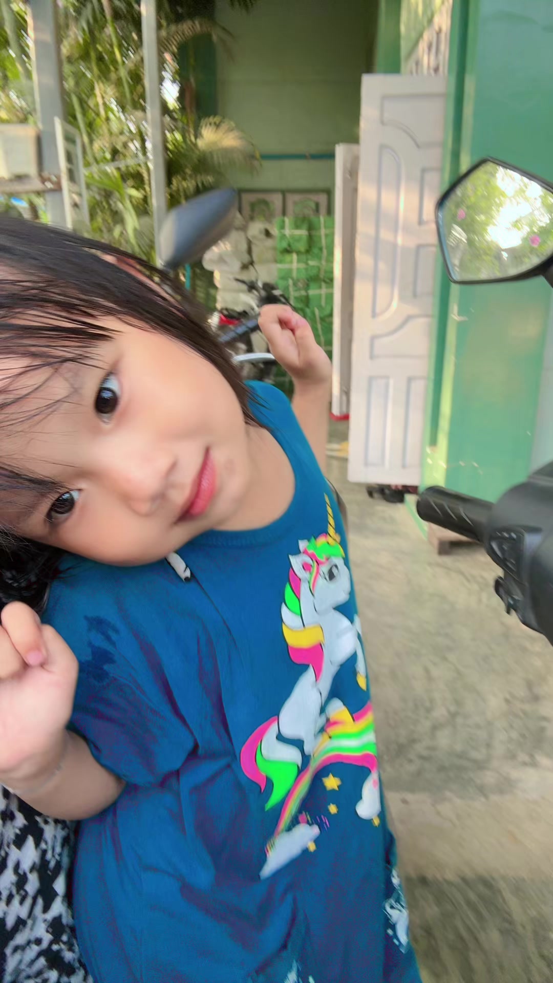 @Thu Zar