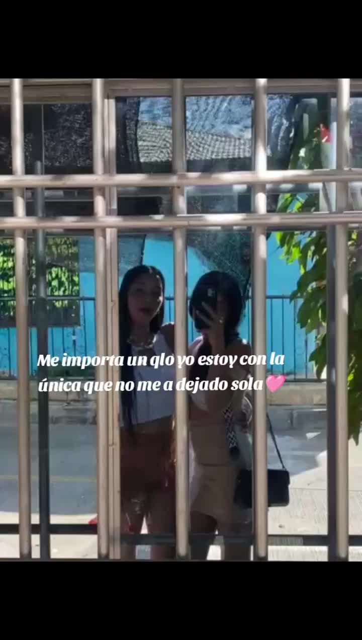 @Paola🫧.
