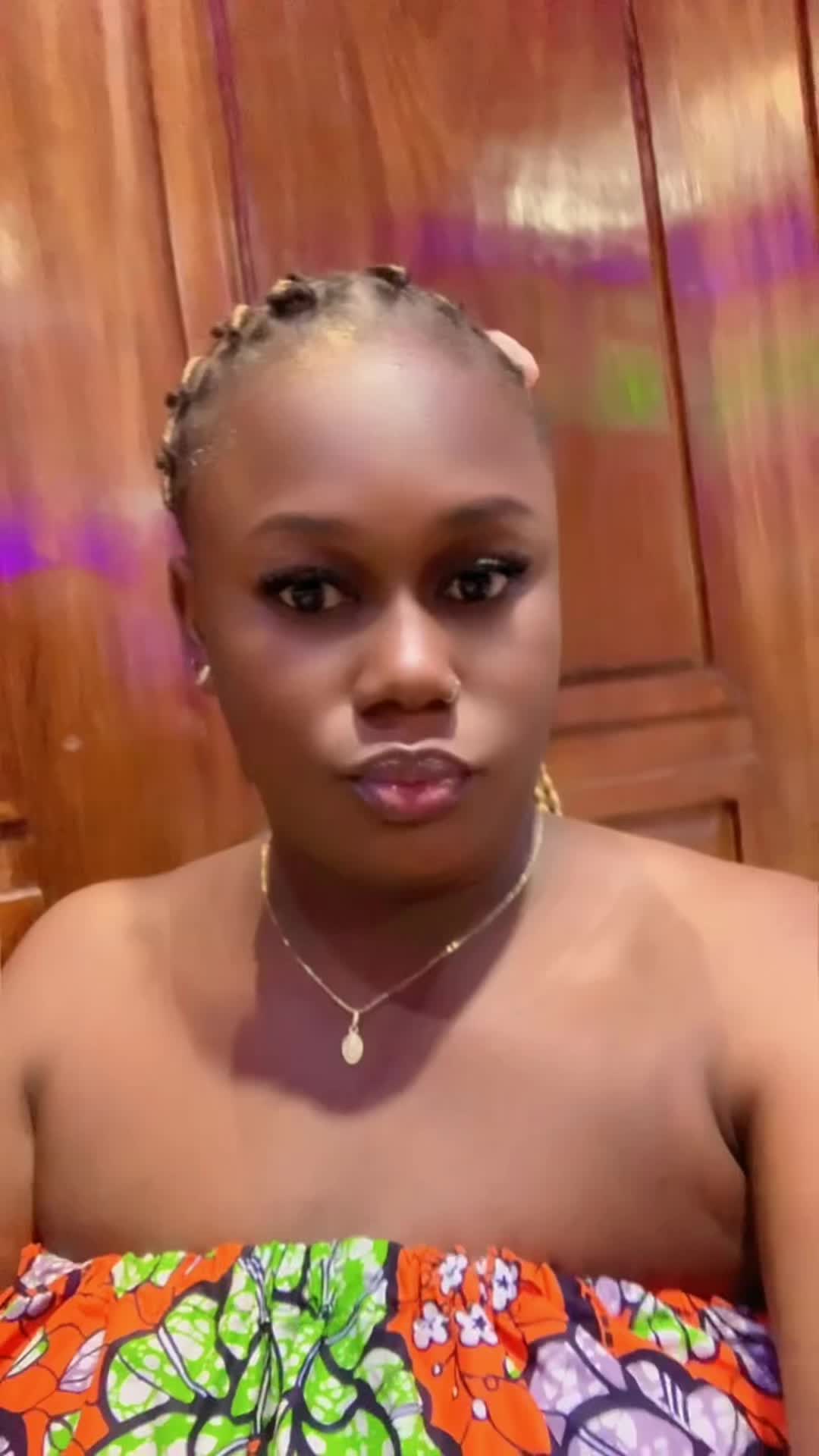 @Carine Ngoyi