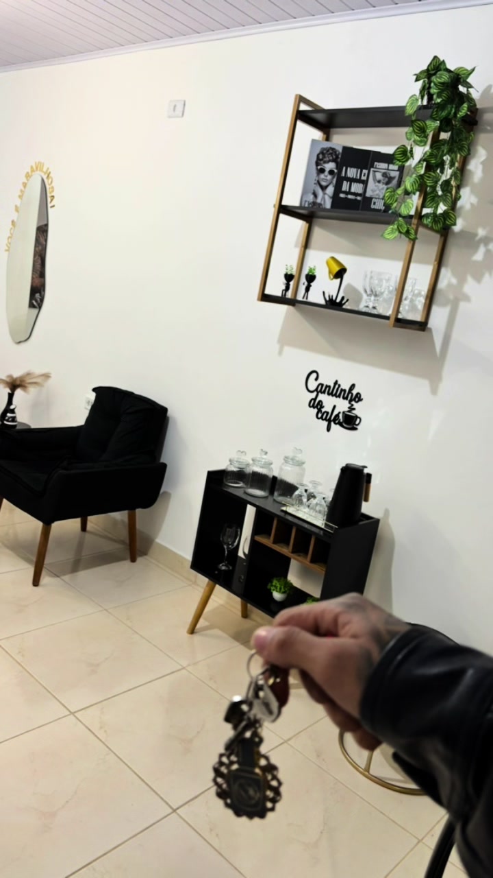 @marginails_