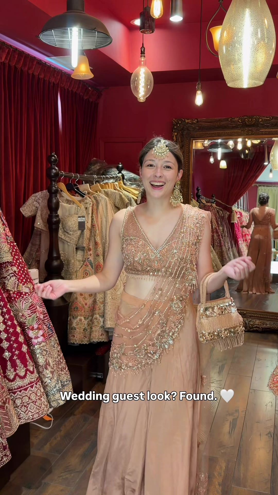 @Chandan Fashion Bollywed on TV