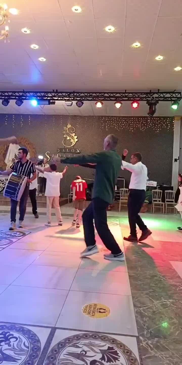@mesut süzener