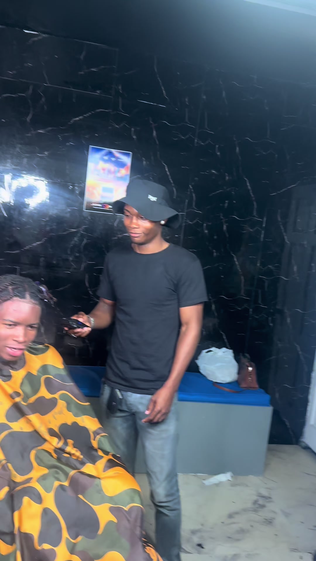 @shem.the.barber