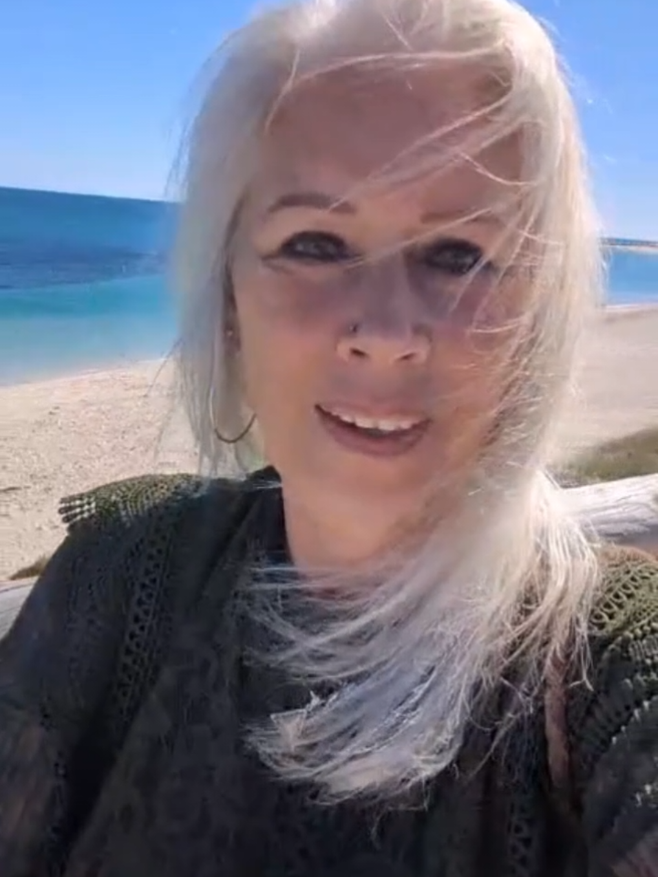@Monika Schwarz | Hair Growth