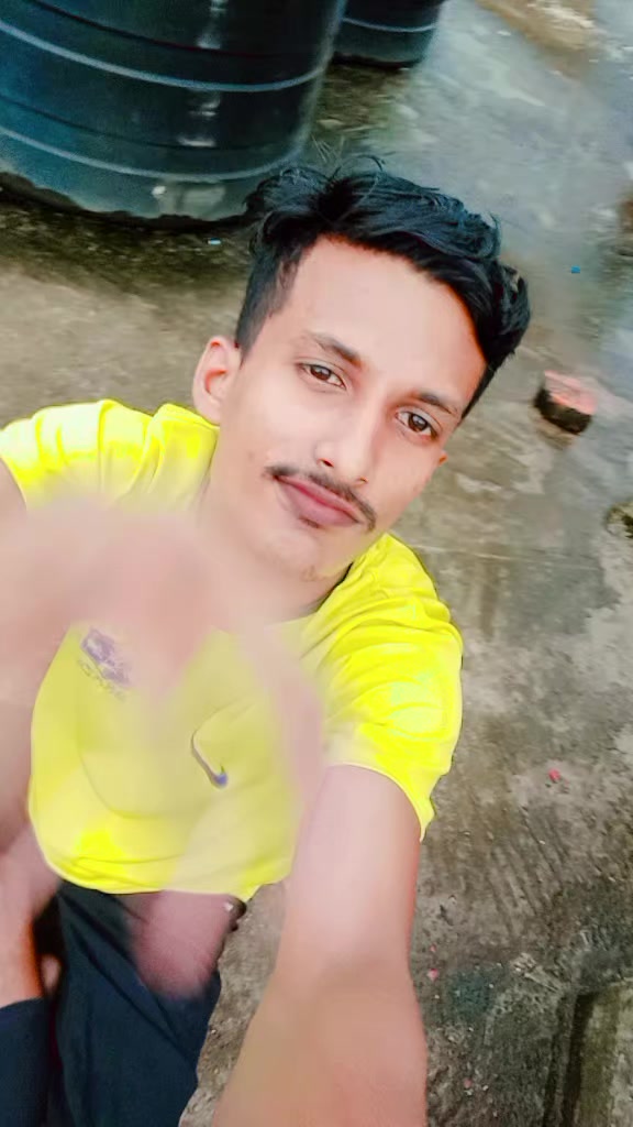 @&hearts;️চরফ্যাশন বাংলাবাজার ছেলে 🌹
