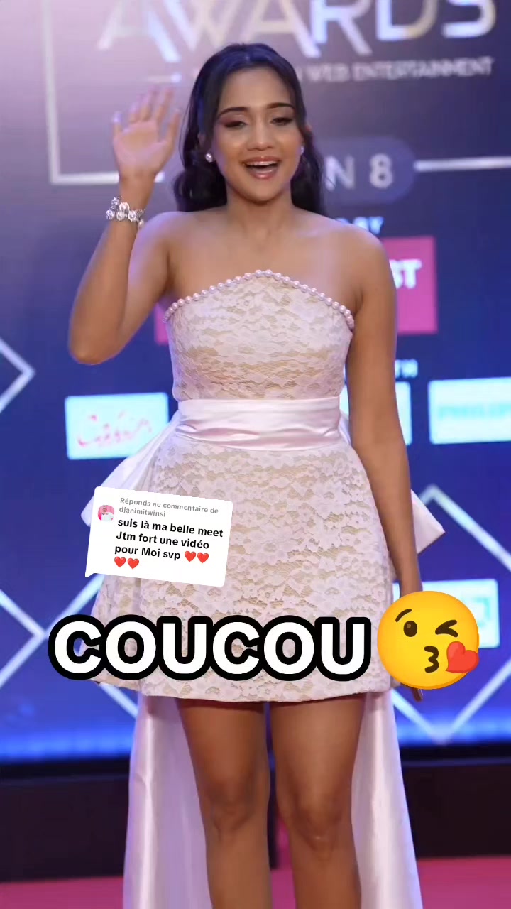 @F Série