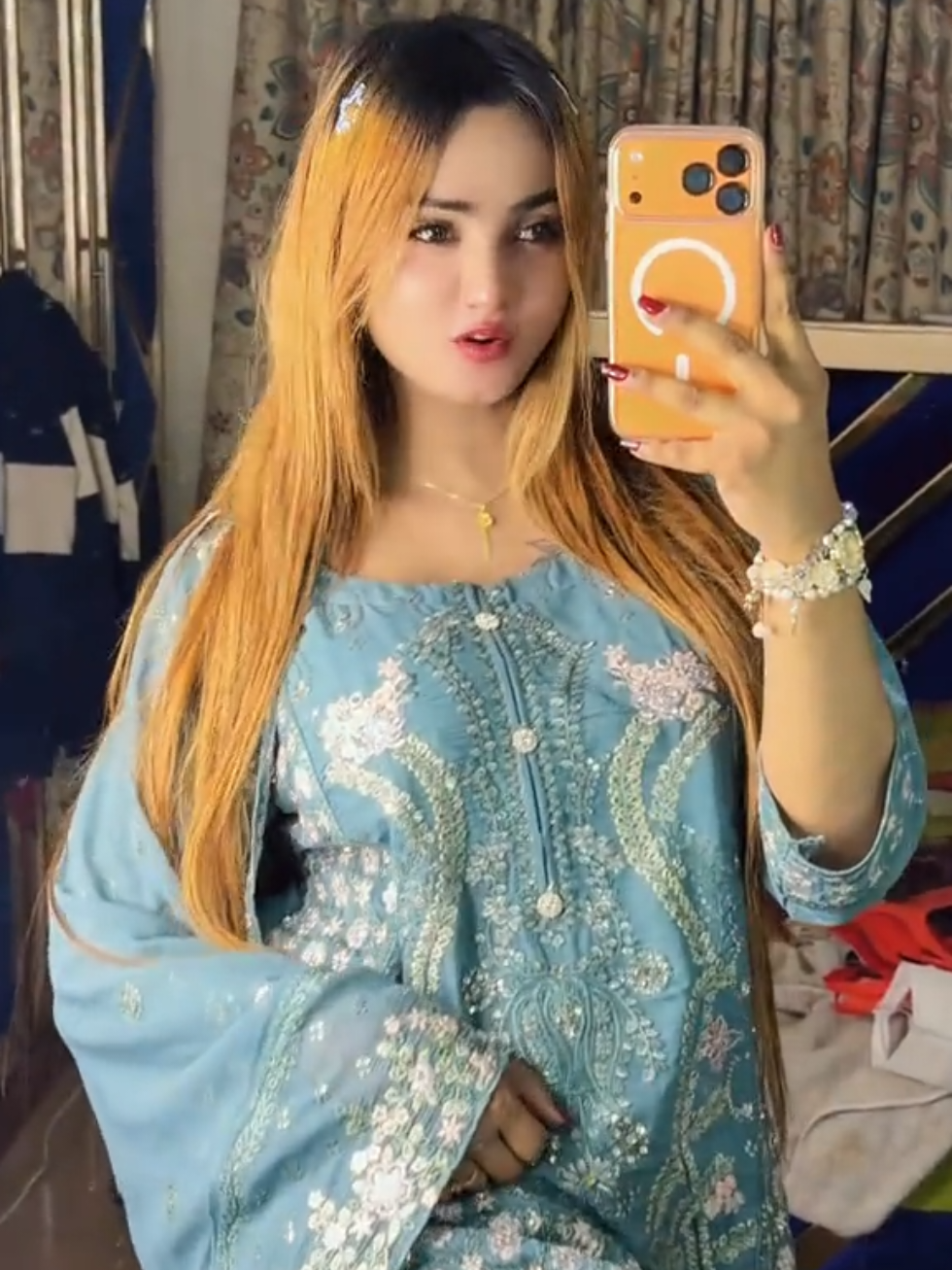 @Raisa Noor Chowdhury