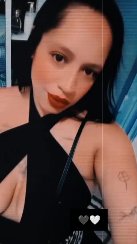 @Larissa Godoi ❣️