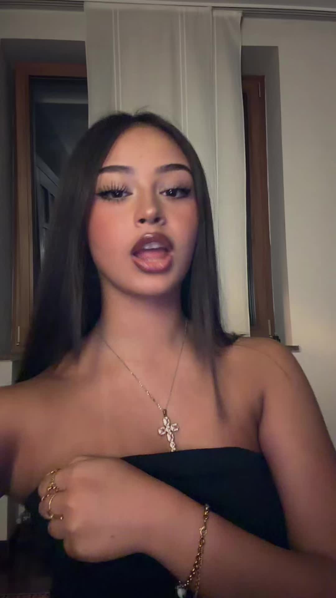 @Pamela ๐ค
