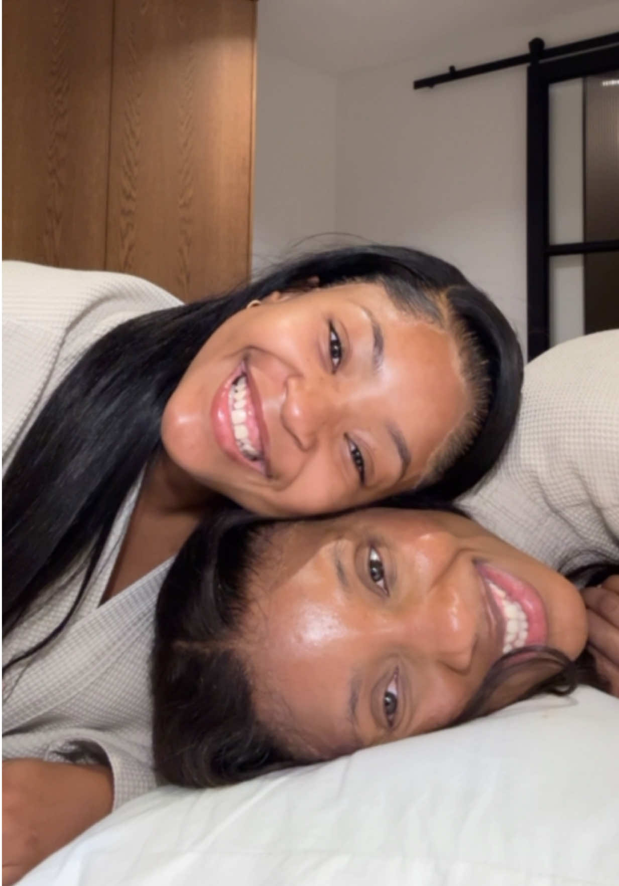 @Gugu.Moleleki