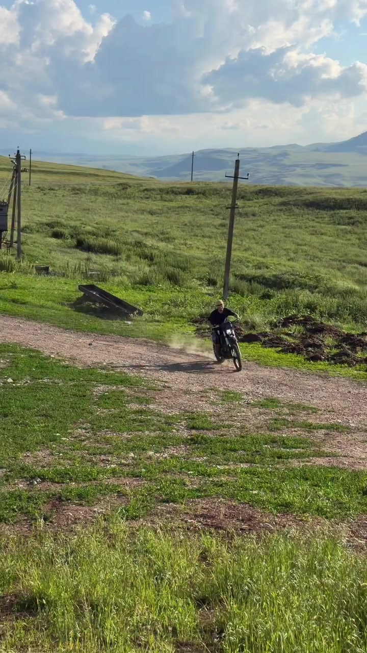@RobbieMotoBikers🔥