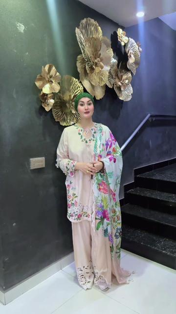 @Nargis official