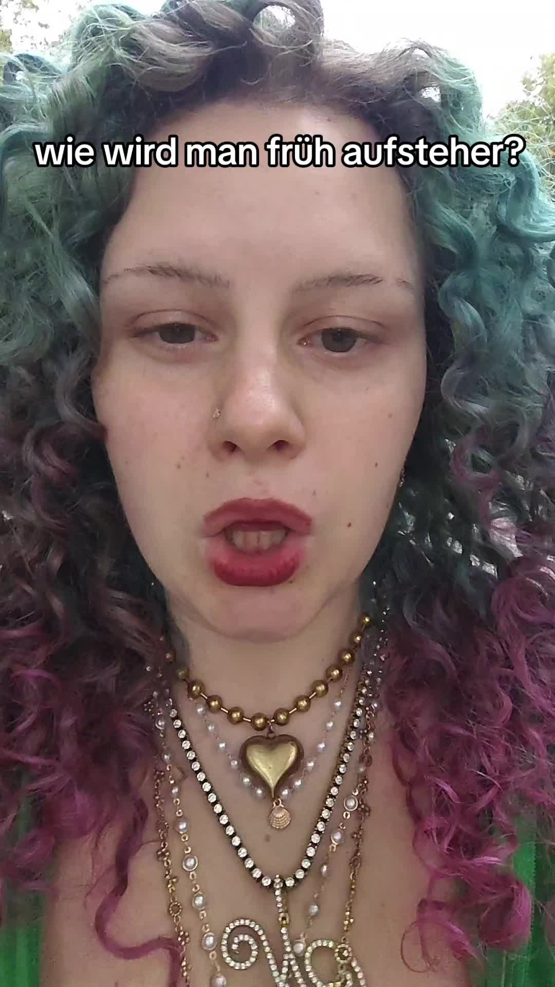 @Nina 🦛