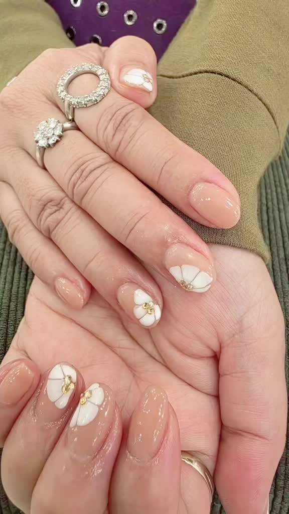 @DESERT WAVE BEAUTY CENTER