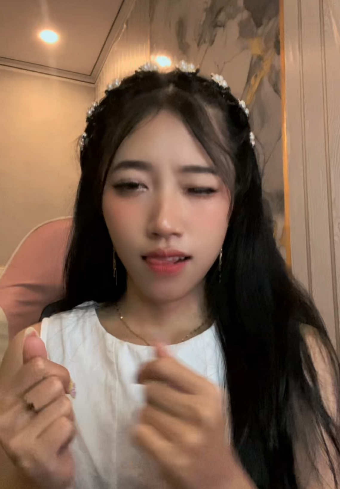 @Moniikhaa🐣