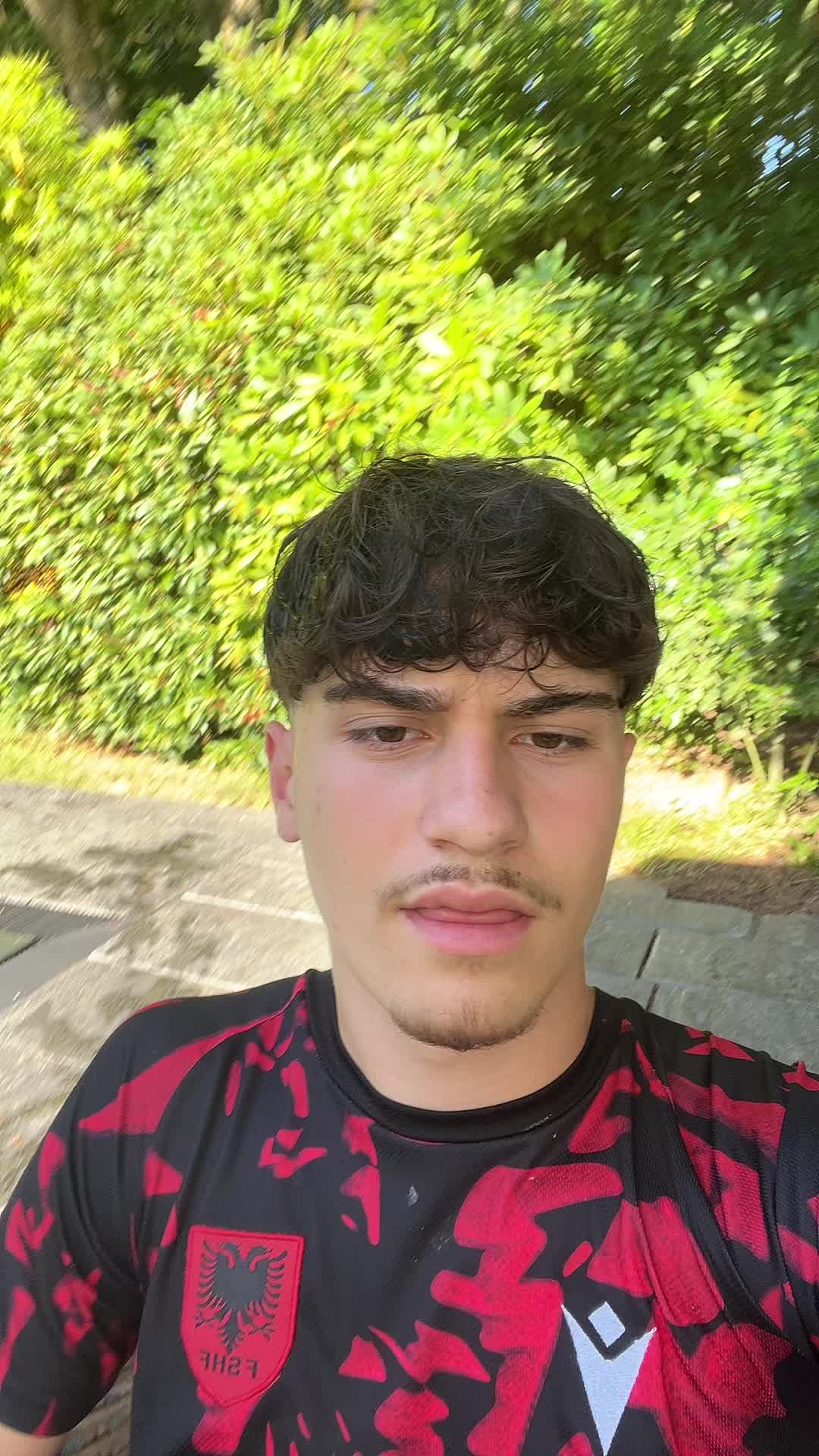 @Valdit