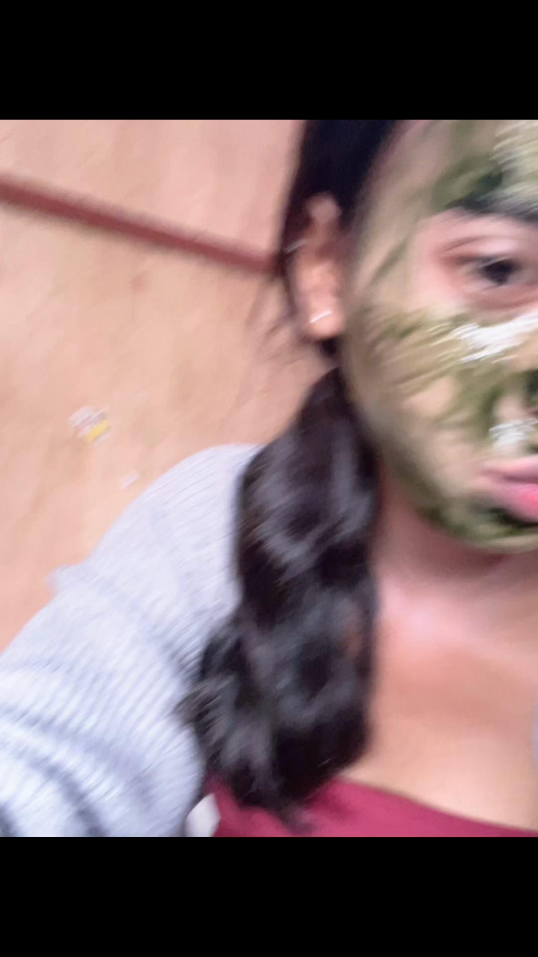 @សេត ស្រីនីត